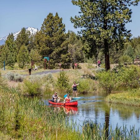 Deschutes Riverfront Home Sunriver Exterior photo