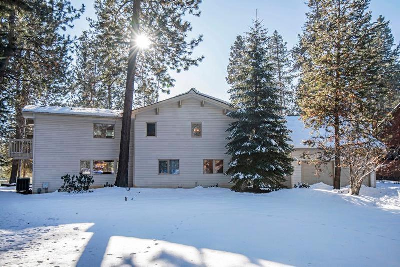 Deschutes Riverfront Home Sunriver Exterior photo