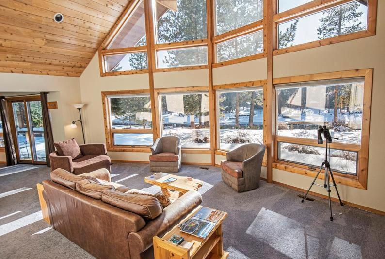 Deschutes Riverfront Home Sunriver Exterior photo